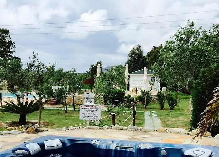 아파트호텔 Dolores Castle 3*