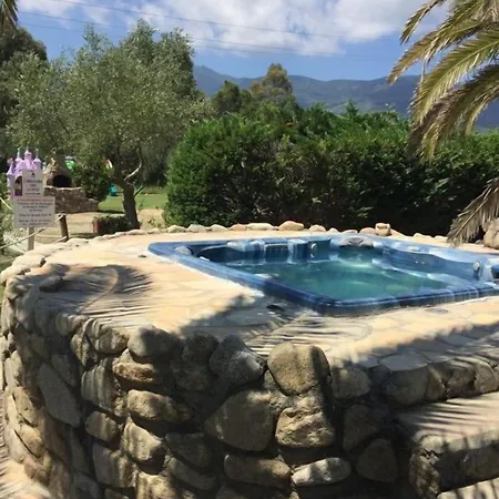 Aparthotel Dolores Castle 3*
