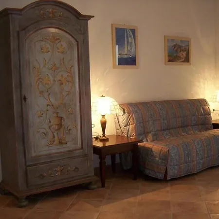 Dolores Castle Marina di Campo