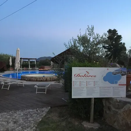 Lejlighedshotel Dolores Castle Marina di Campo