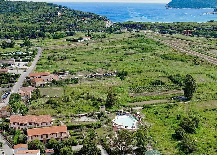 Apart Otel Dolores Castle