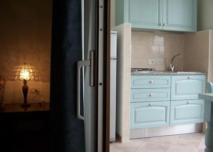 Dolores Castle Aparthotel 3*