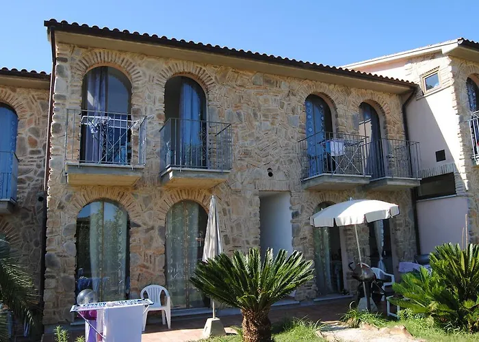 Aparthotel Dolores Castle