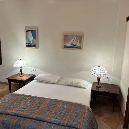 Dolores Castle Hotel apartamentowy Marina di Campo