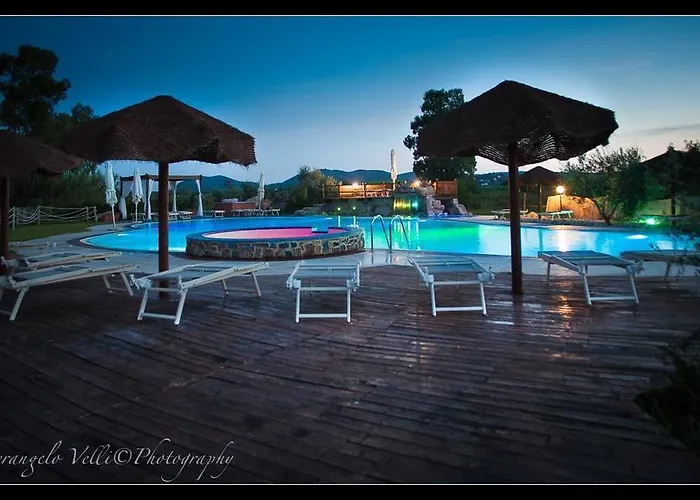 Dolores Castle Aparthotel